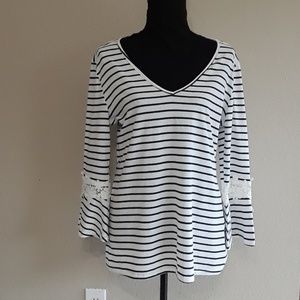 NEIMAN MARCUS Top Stripe Bell Sleeve Size Large